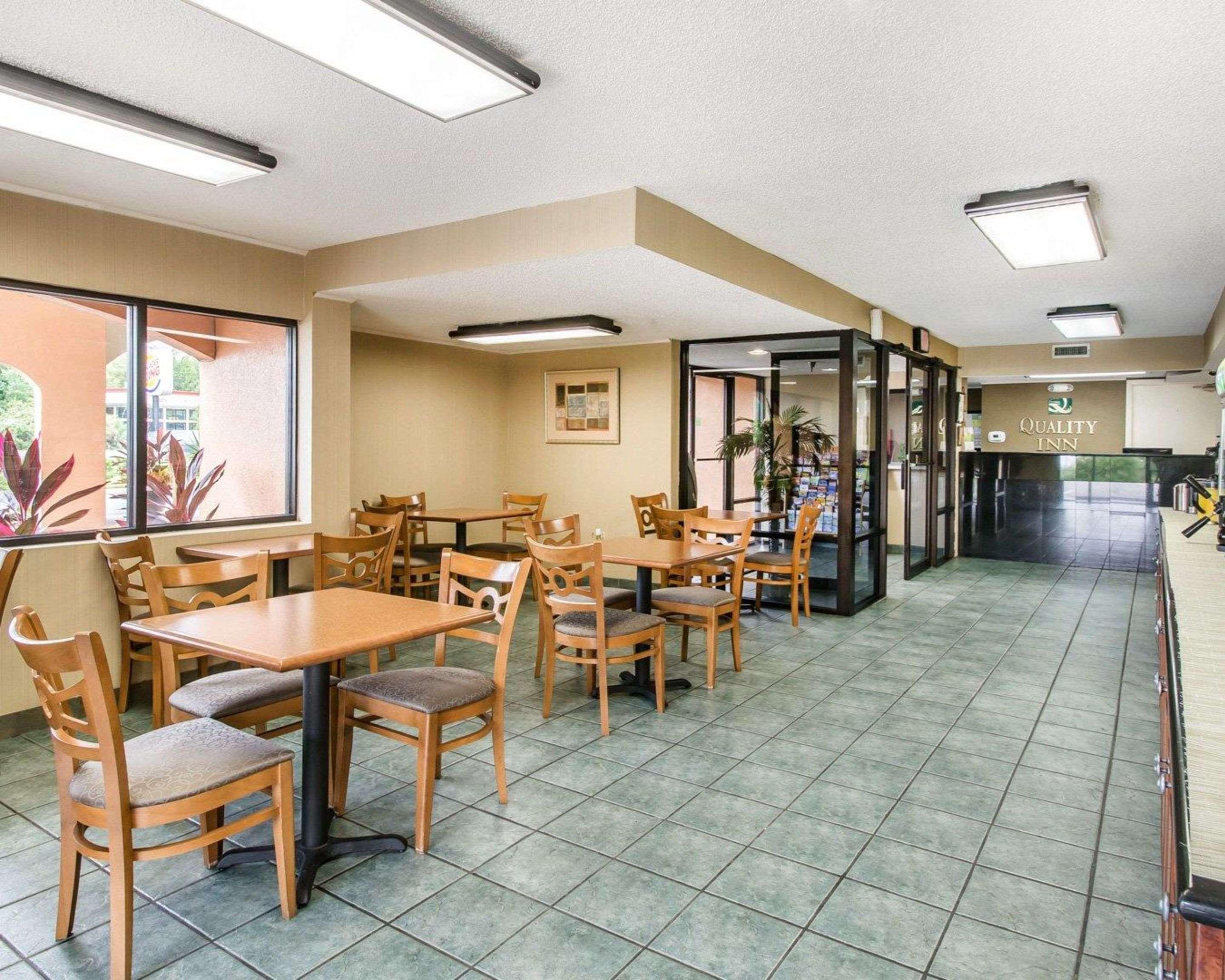 Quality Inn St Augustine Outlet Mall Сент-Огастин Экстерьер фото